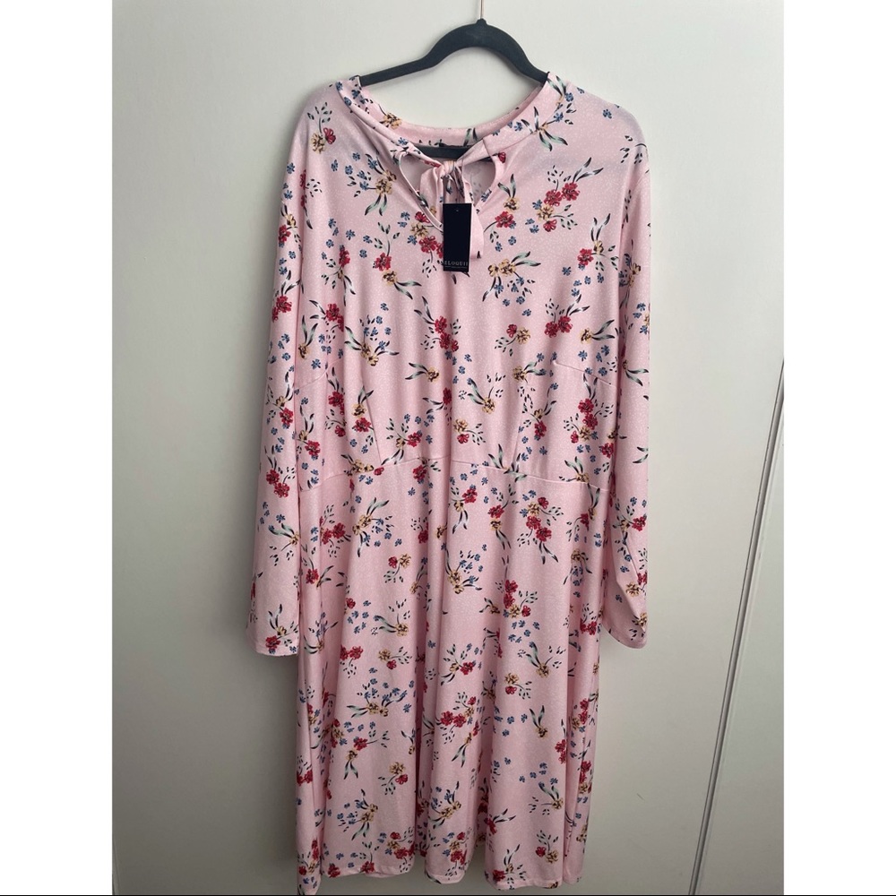 NWT Pastel Floral Eloquii Dress